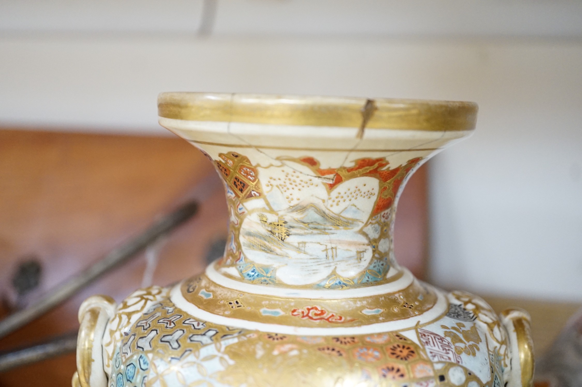 Japanese ceramics to include a Satsuma vase, 25 cm high, a Kutani style tureen and cover, a koransha bottle vase, together with a Chinese tea pot and two figures of ducks